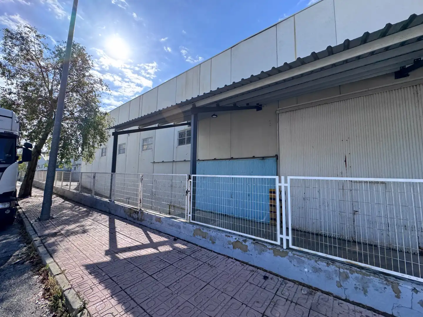 Exterior view of Industrial buildings for rent in Ceutí