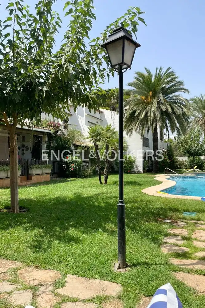 Vista exterior de Casa o chalet en venta en Dénia con Aire acondicionado, Calefacción y Jardín privado