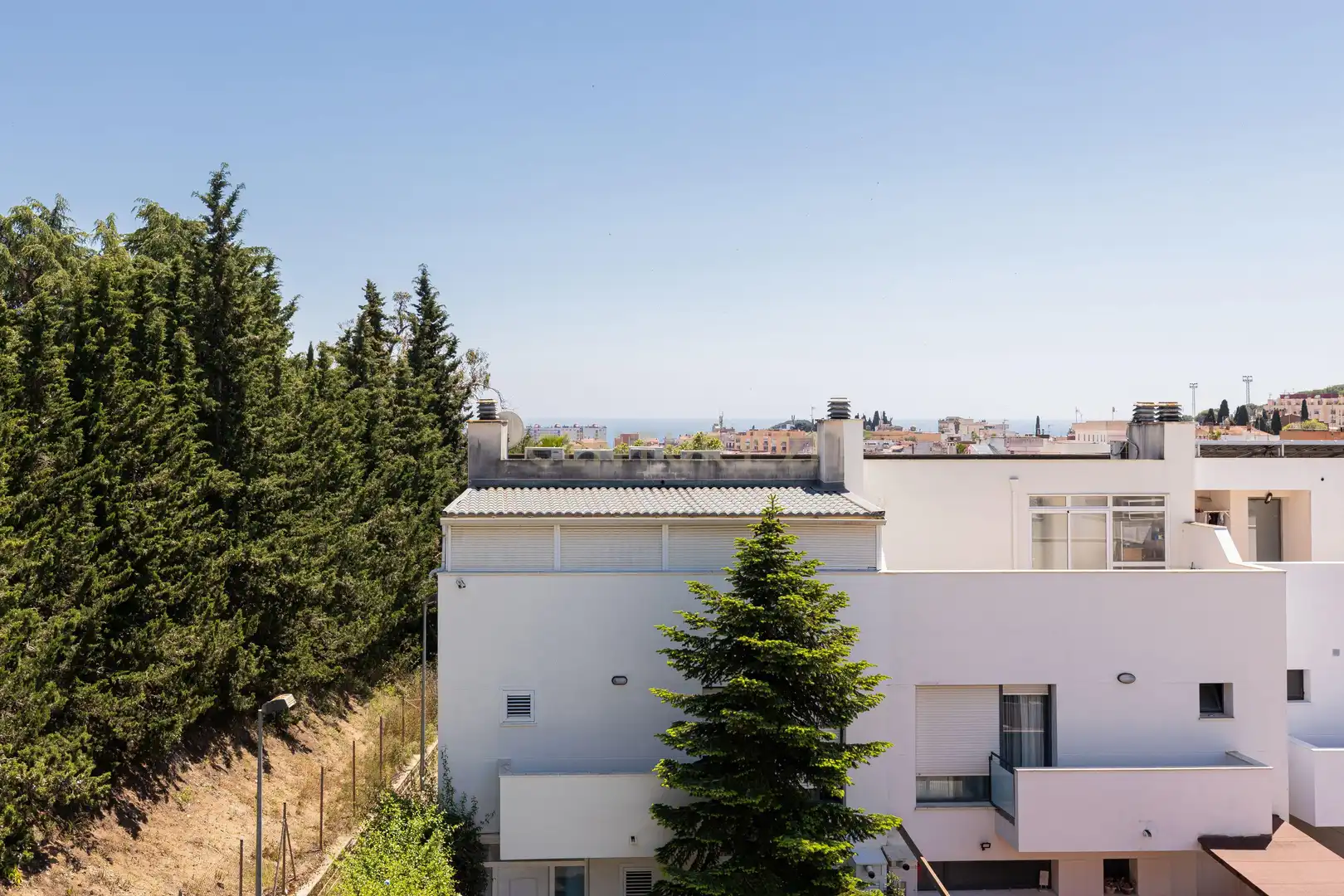 Außenansicht von Haus oder Chalet zum Verkauf in Canet de Mar mit Abstellraum, Schwimmbad und Ofen