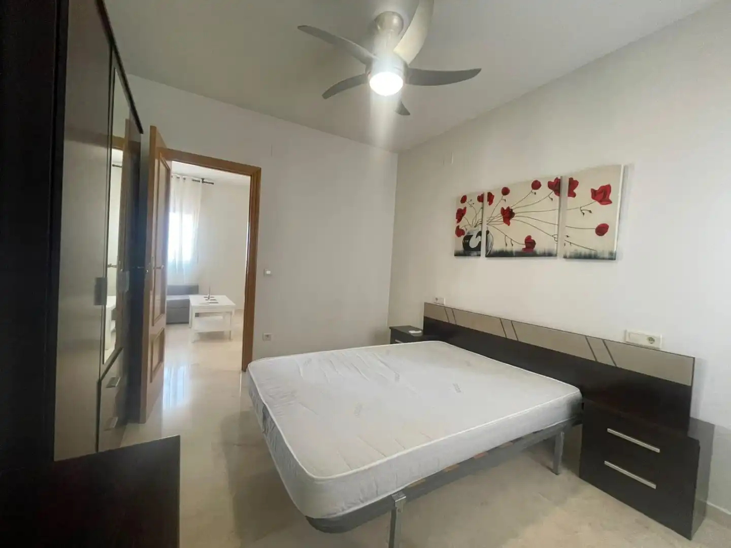 Habitación de Ático en venta en Valdepeñas con Aire acondicionado, Calefacción y Terraza