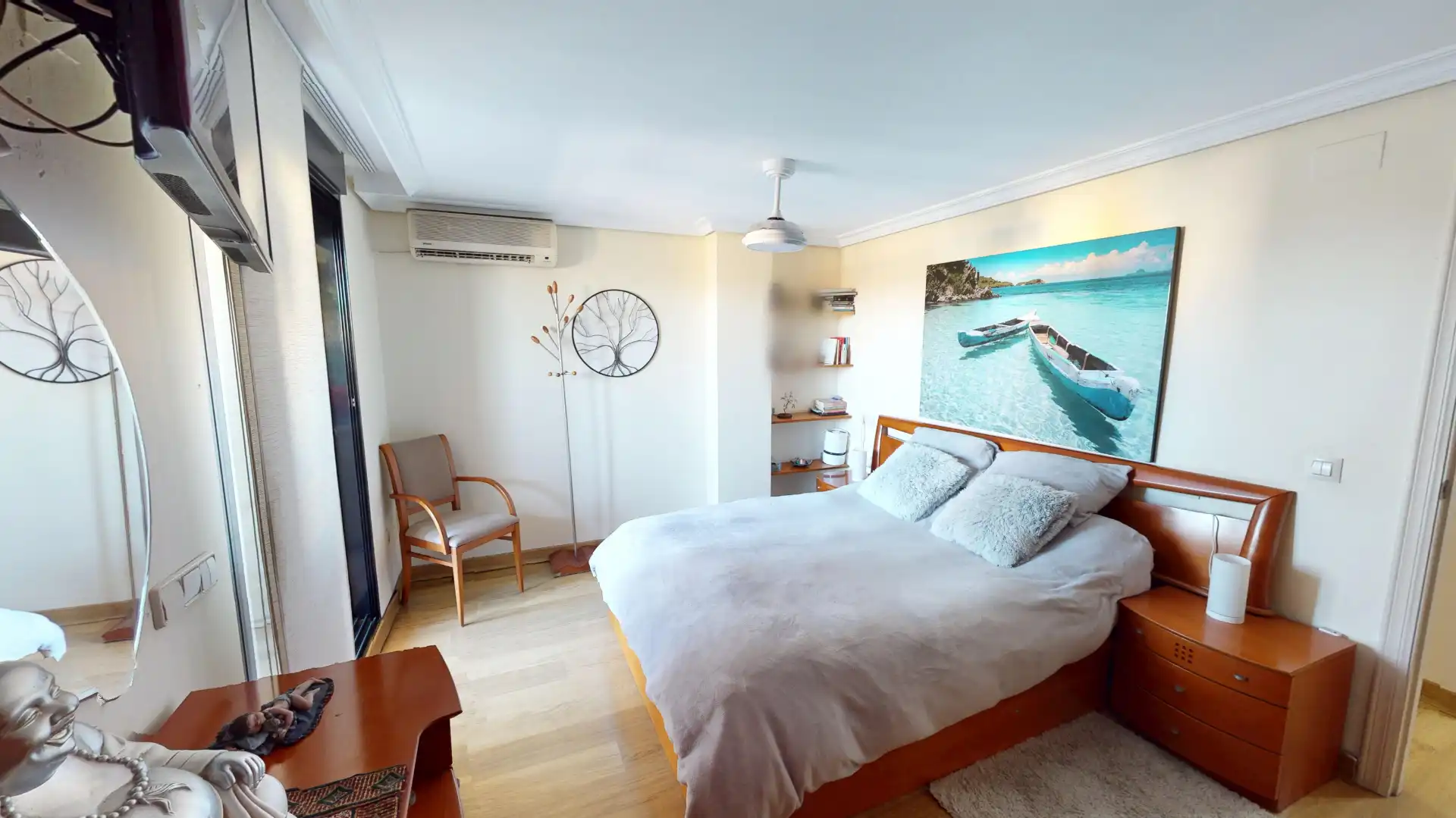 Habitación de Ático en venta en Benidorm con Aire acondicionado, Terraza y Trastero