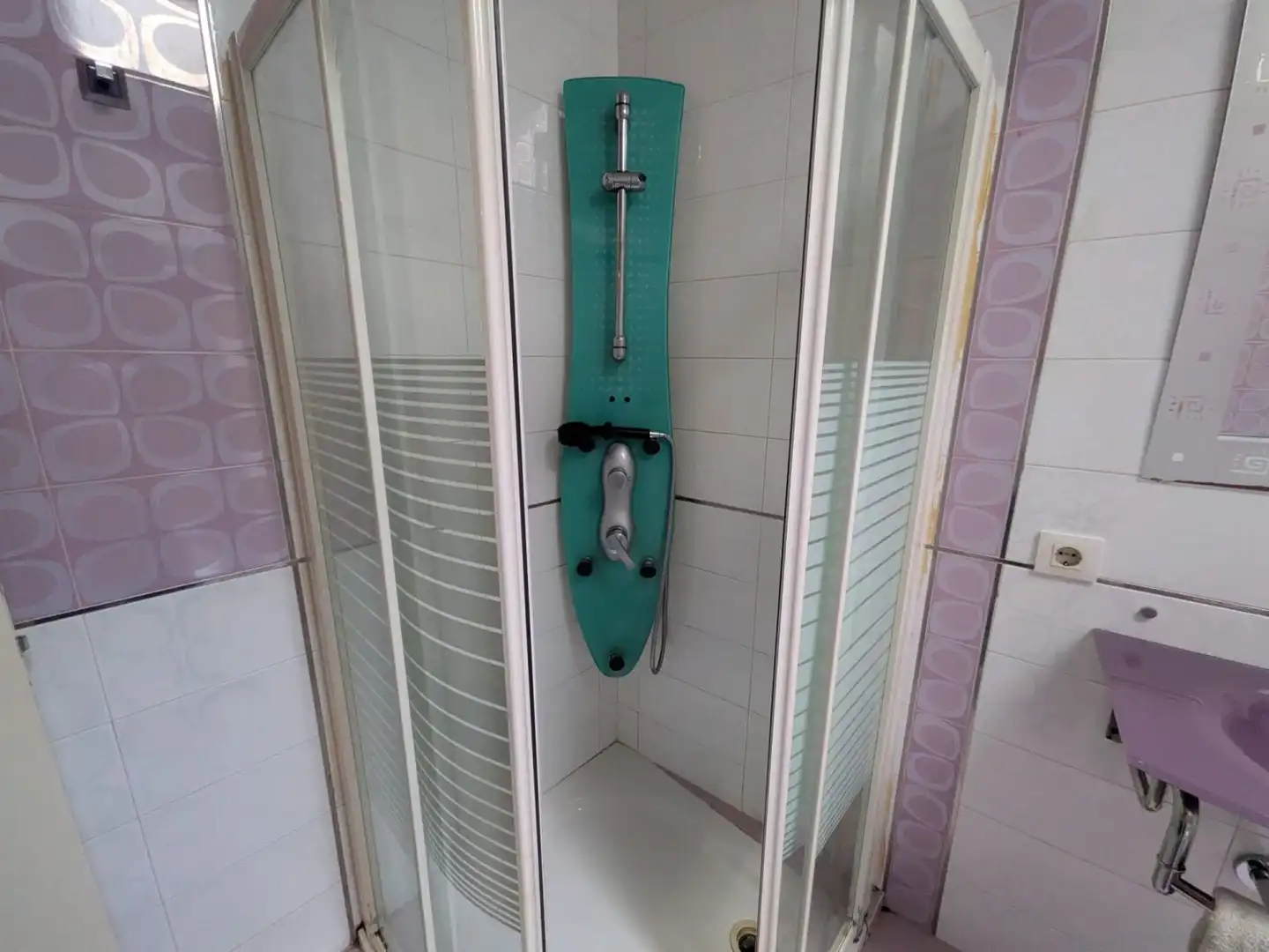 Bathroom of Flat for sale in Benacazón  with Air Conditioner, Heating and Terrace