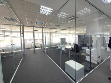 Ufficio con ascensore in affitto a Avenida ZAMORA