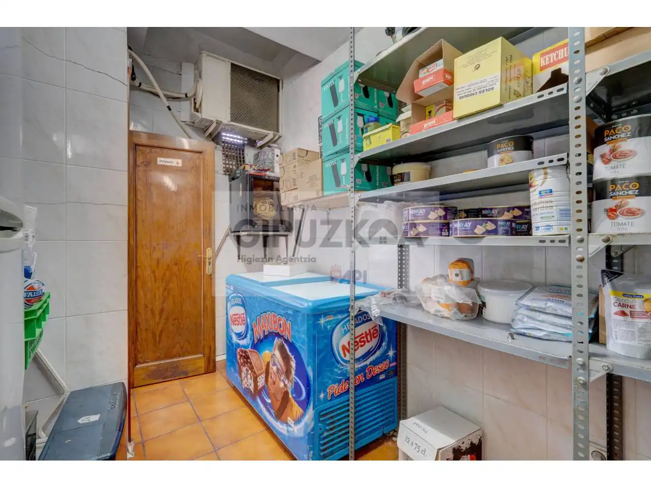 Kitchen of Commercial properties for rent in Deusto