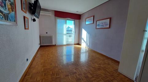 Foto 2 de Piso en venta en Calle Presidente Leopoldo Calvo Sotelo, Gran Via, La Rioja