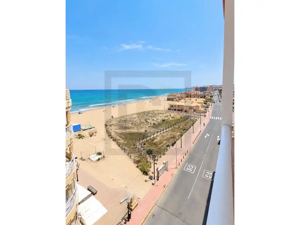 Àtic amb ascensor en venda a Avenida Virgen Del Carmen-Mata
