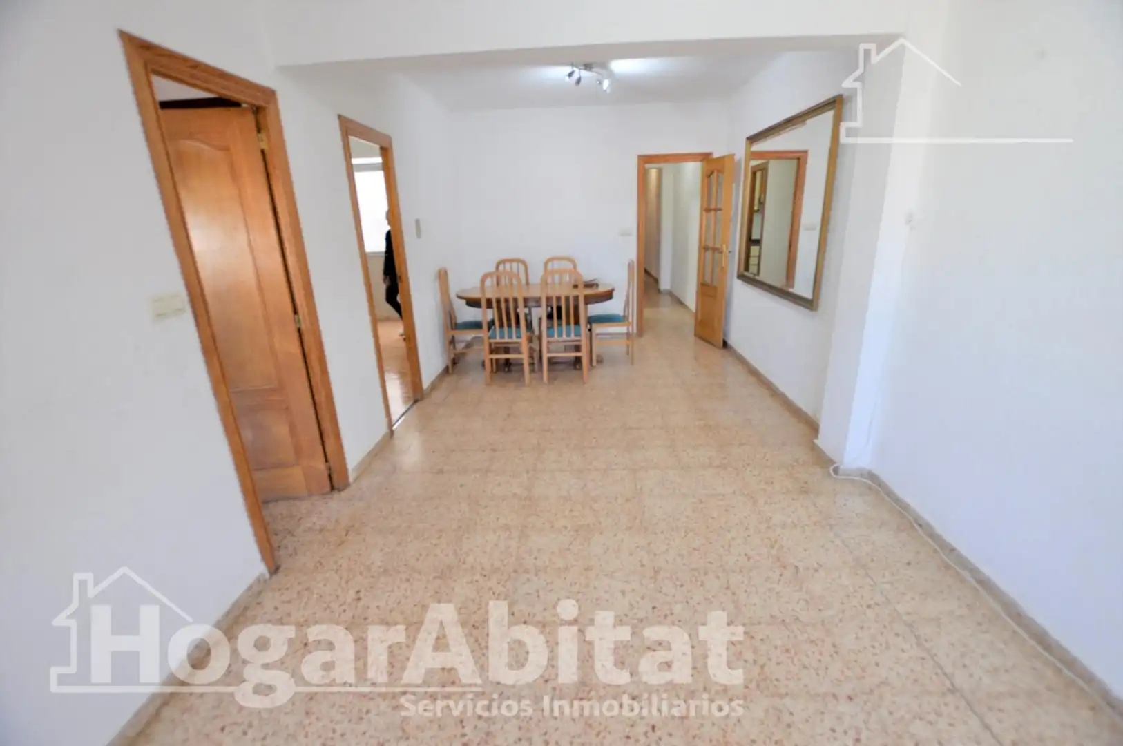 Flat for sale in Aldaia  with Air Conditioner, Heating and Furnished