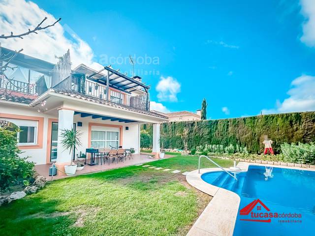 Casa-chalet en Venta en Encinarejo de Córdoba