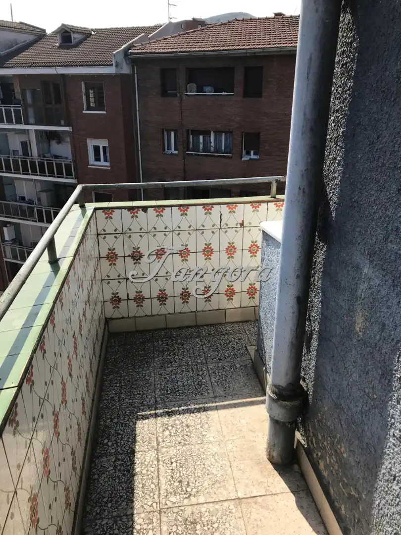 Appartamento in vendita a Bingen Anton Ferrero Kalea, imagen 5