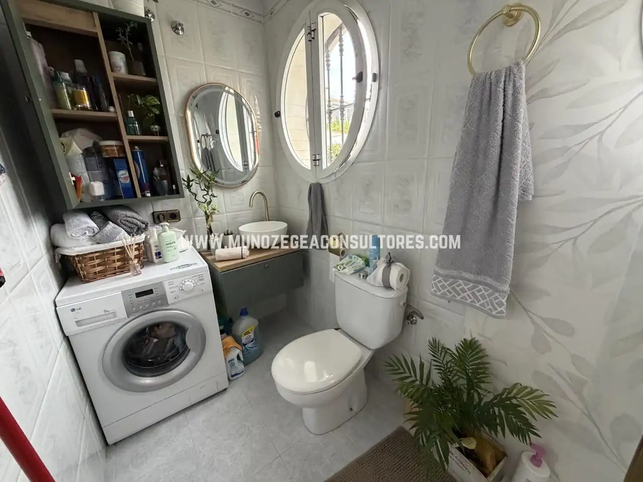 House with pool for sale in Calle Don Juan de Borbón, imagen 17