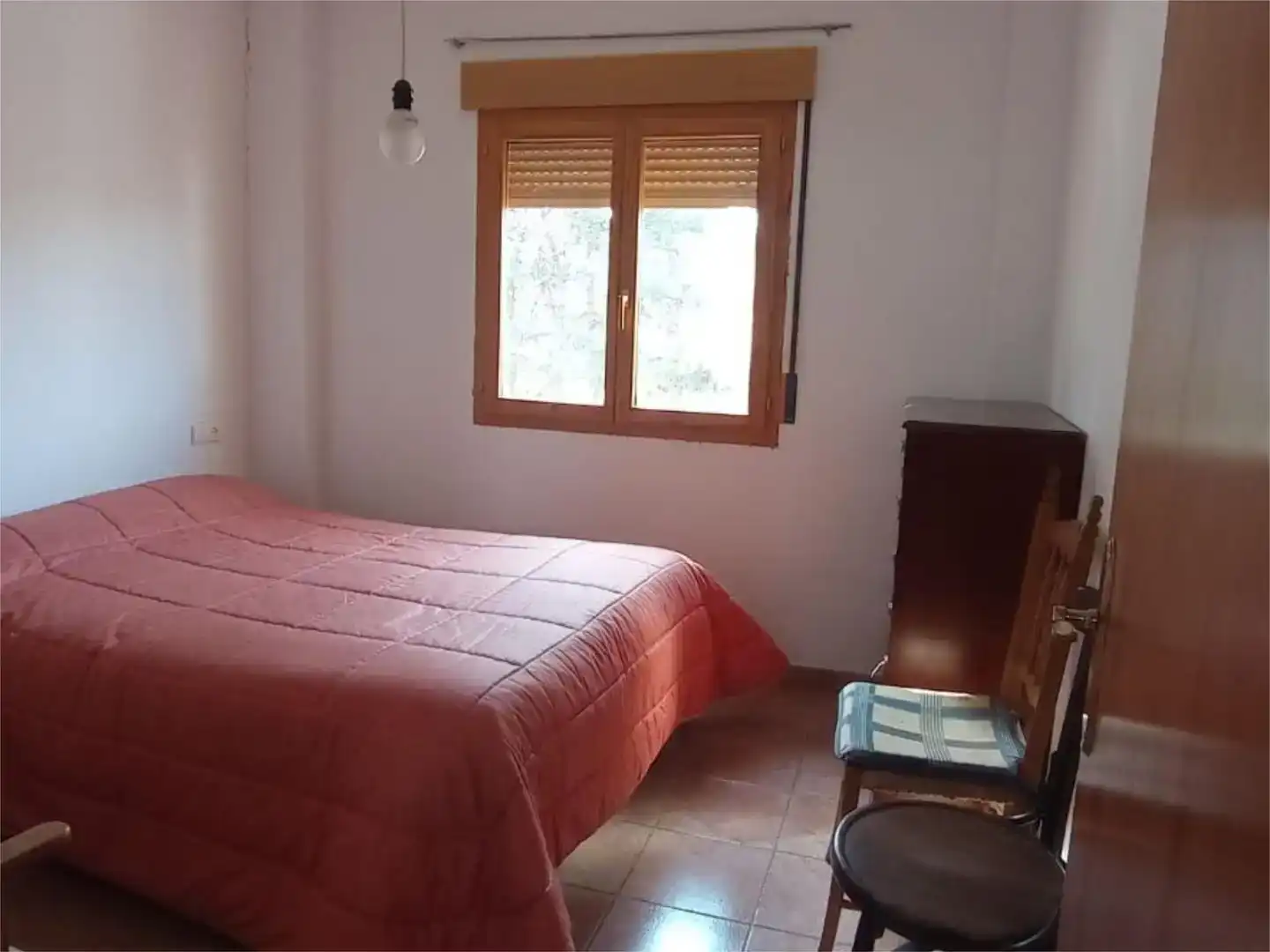 Dormitori de Casa o xalet en venda en Yecla