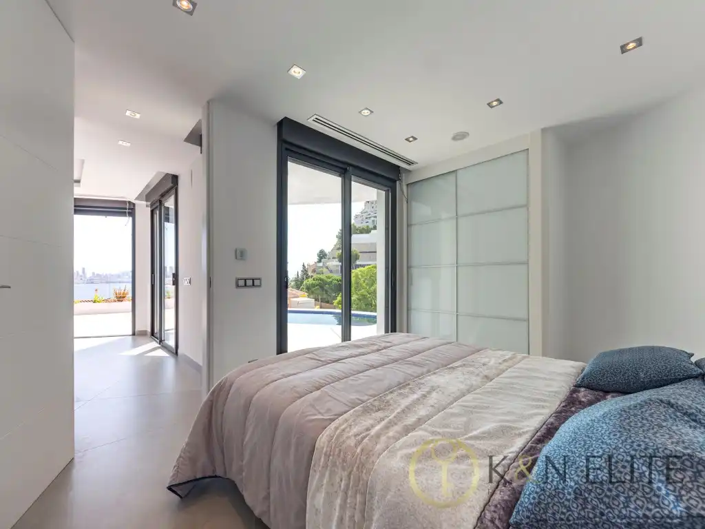 Habitación de Dúplex en venta en Benidorm con Aire acondicionado y Piscina