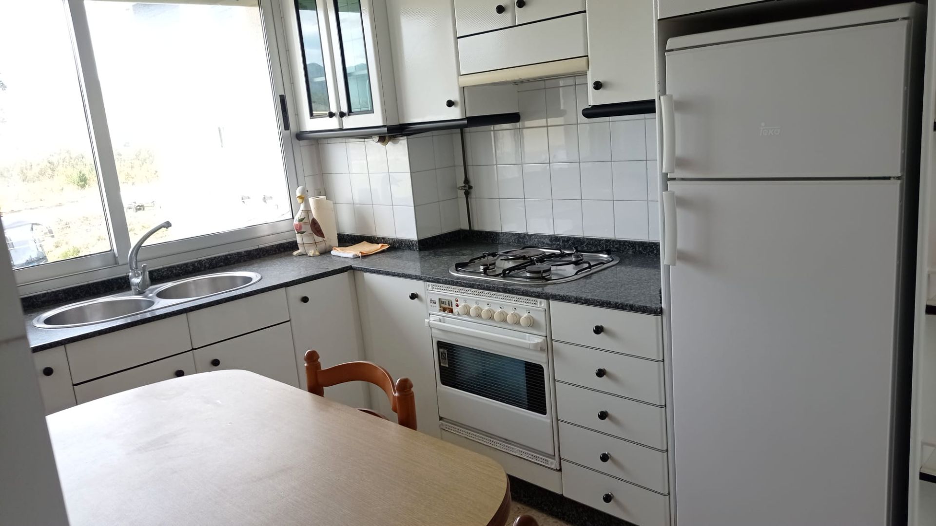 Kitchen of Flat for sale in Alfoz  with Storage room, Furnished and Oven