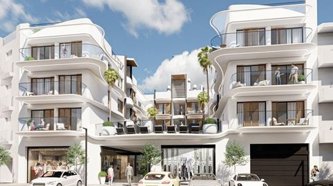 Foto 2 de Apartamento en venta en Sierra de Estepona - Avda. de Andalucía, Estepona