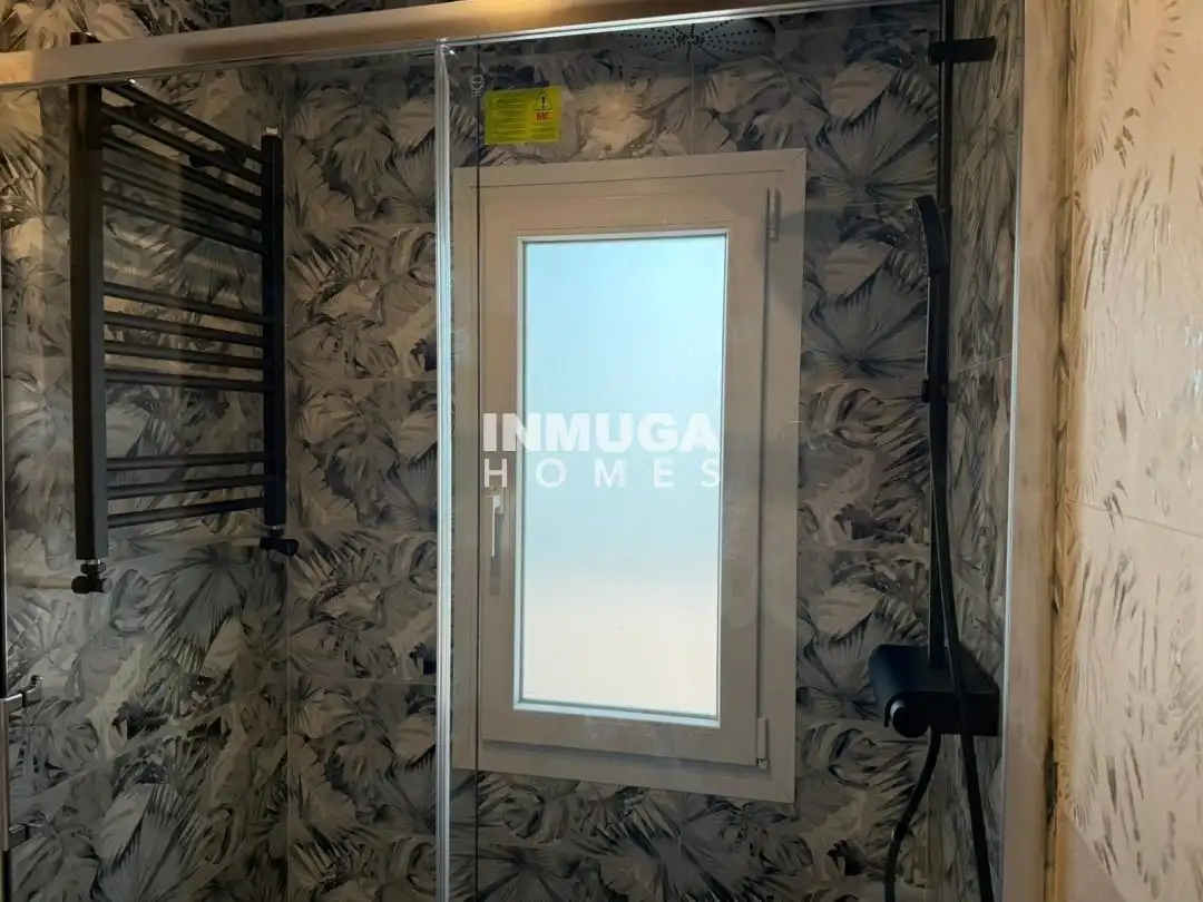 Bedroom of Flat for sale in Madrid  with Air Conditioner, Heating and Terrace