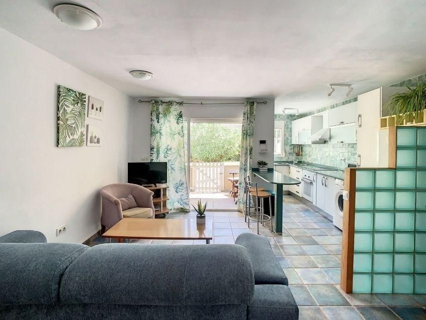 Living room of Flat for sale in Alicante / Alacant  with Heating, Private garden and Terrace