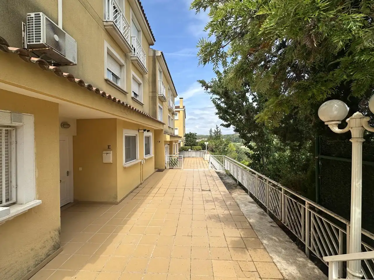 Semi-detached house with pool for sale in Camí de Ferran, imagen 4