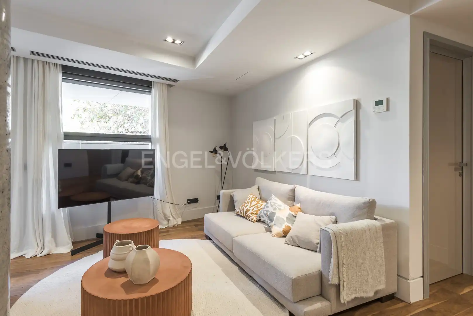 Sala d'estar de Apartament de lloguer en Madrid amb Aire condicionat, Calefacció i Terrassa