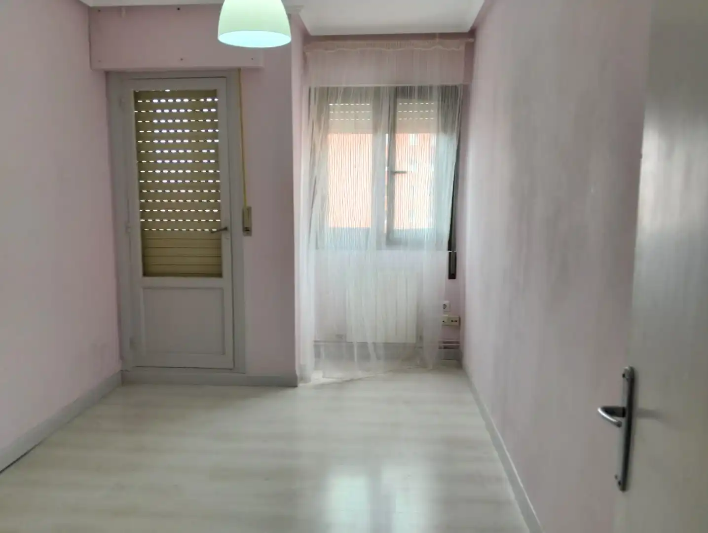 Bedroom of Flat for sale in Bilbao   with Heating, Terrace and Furnished