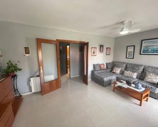 Living room of Flat for sale in Vilanova i la Geltrú  with Heating and Terrace