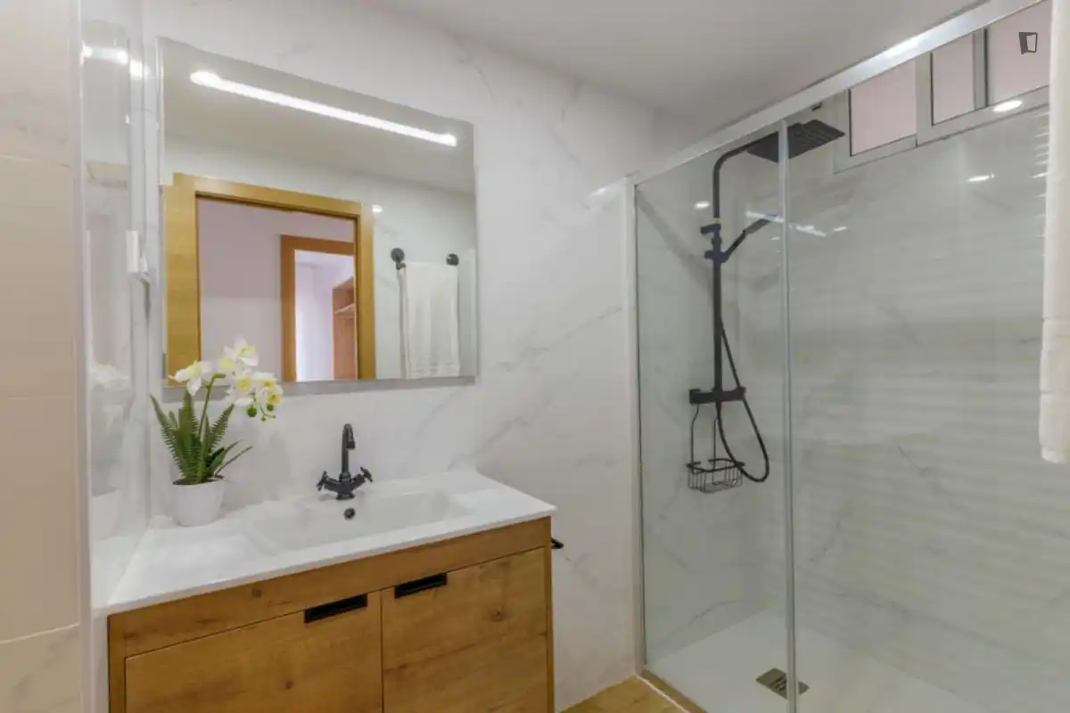 Apartamento de alquiler en El Molinillo - Capuchinos