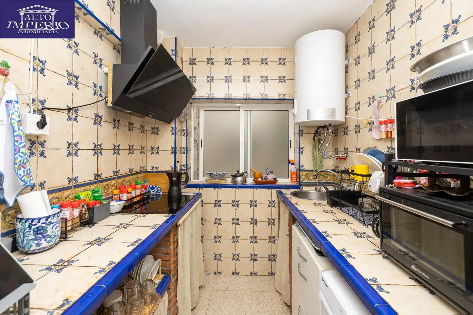 Kitchen of Flat for sale in Zaidín