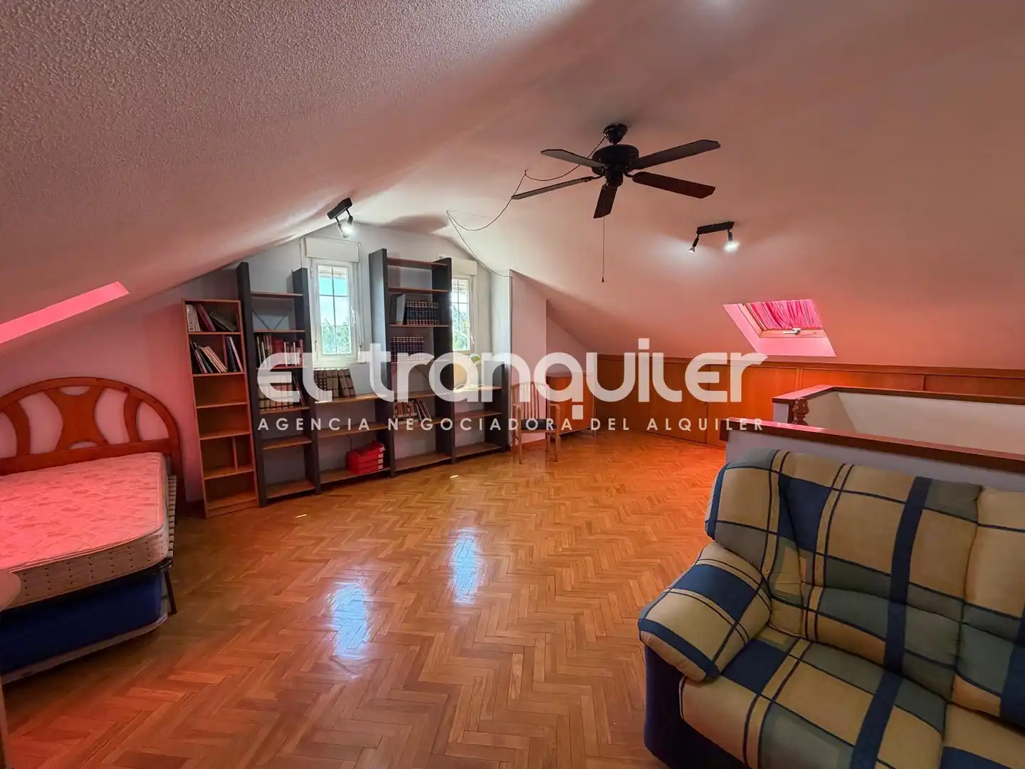 Casa adosada de lloguer en Leganés amb Jardí privat, Parquet i Terrassa