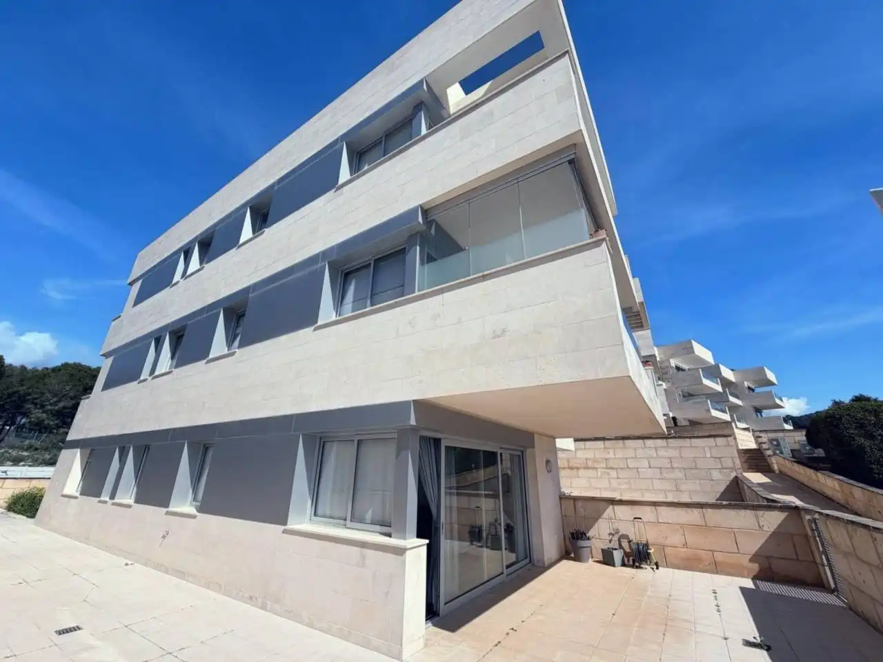 Appartamento con piscina in vendita a Es Camp de Mar, imagen 3