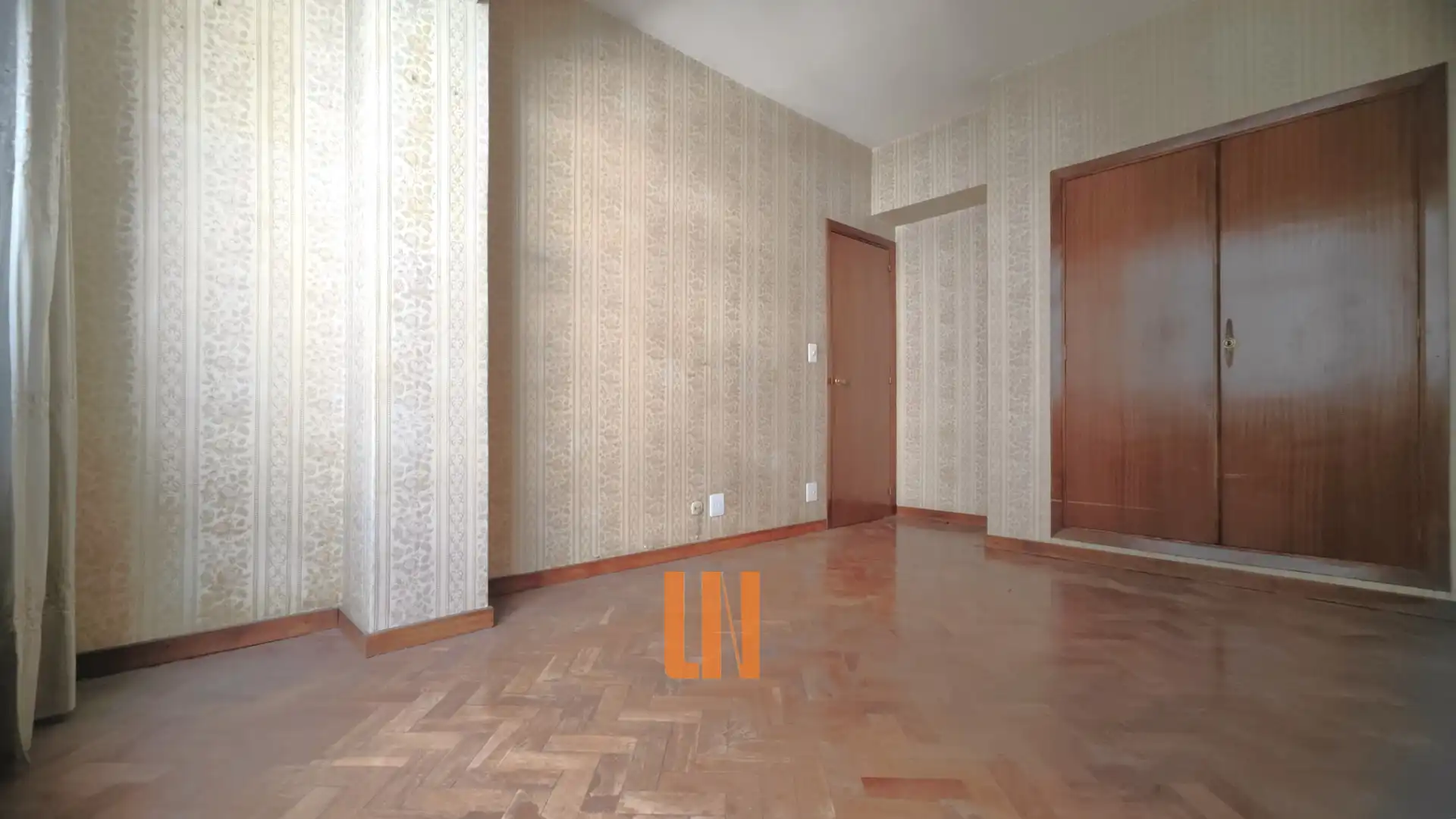 Habitación de Piso en venta en A Coruña Capital  con Calefacción, Parquet y Internet