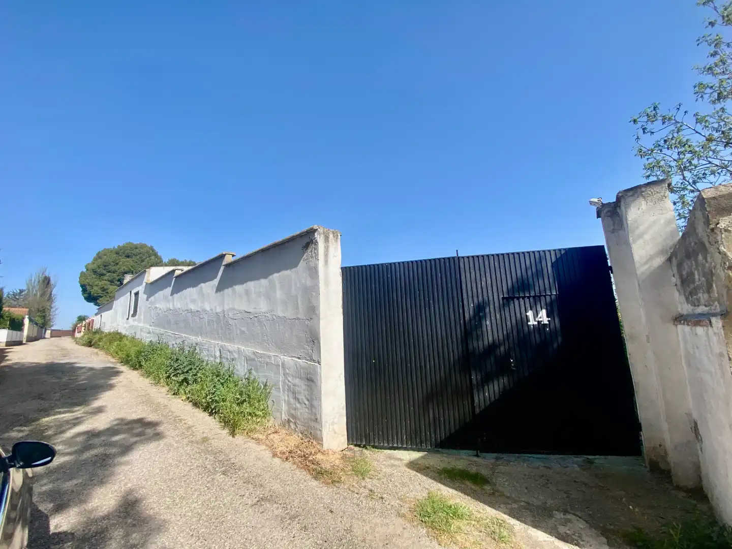 Vista exterior de Casa o xalet en venda en Pinseque amb Calefacció i Jardí privat