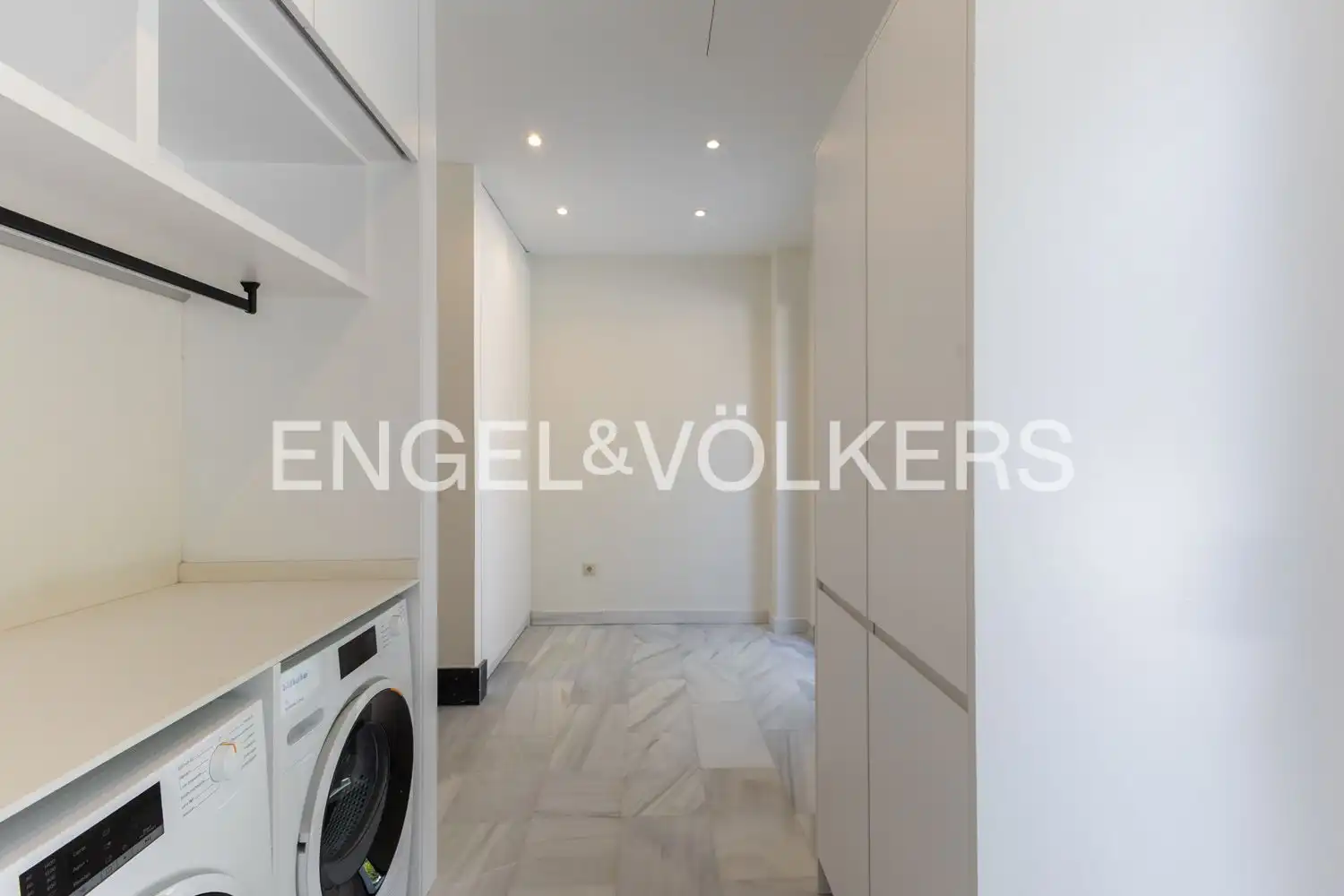 Casa o xalet de lloguer a Avinguda Acàcies, Campolivar
