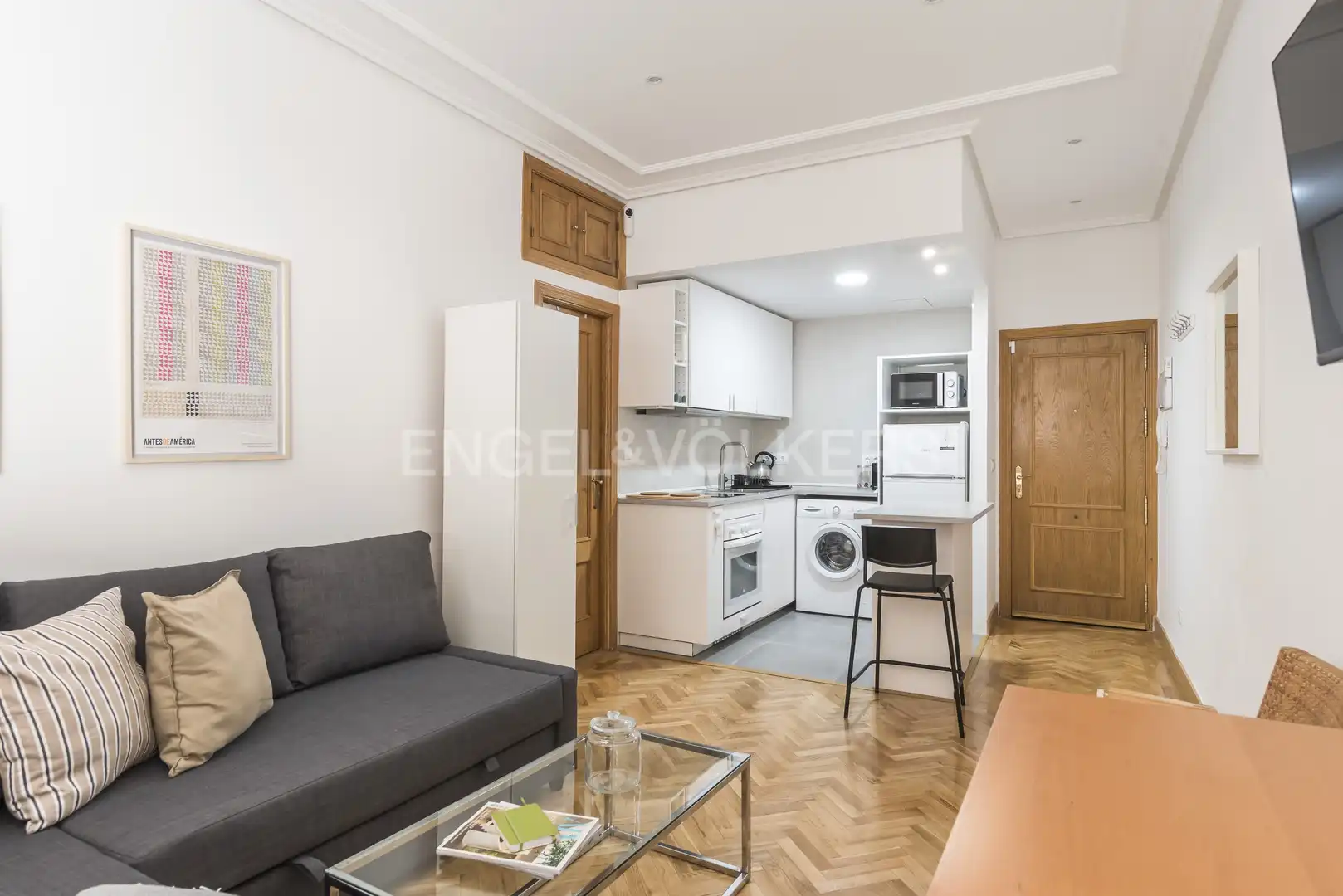 Exterior view of Flat for rent in Madrid  with Air Conditioner, Heating and Parquet flooring