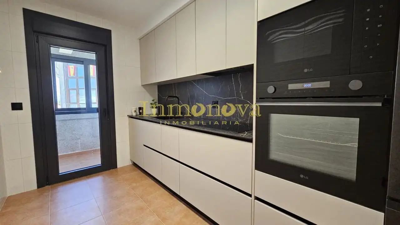 Wohnung zum Verkauf in RUA FRANCISCO LORENZO MARIÑO, 50, Aguiño