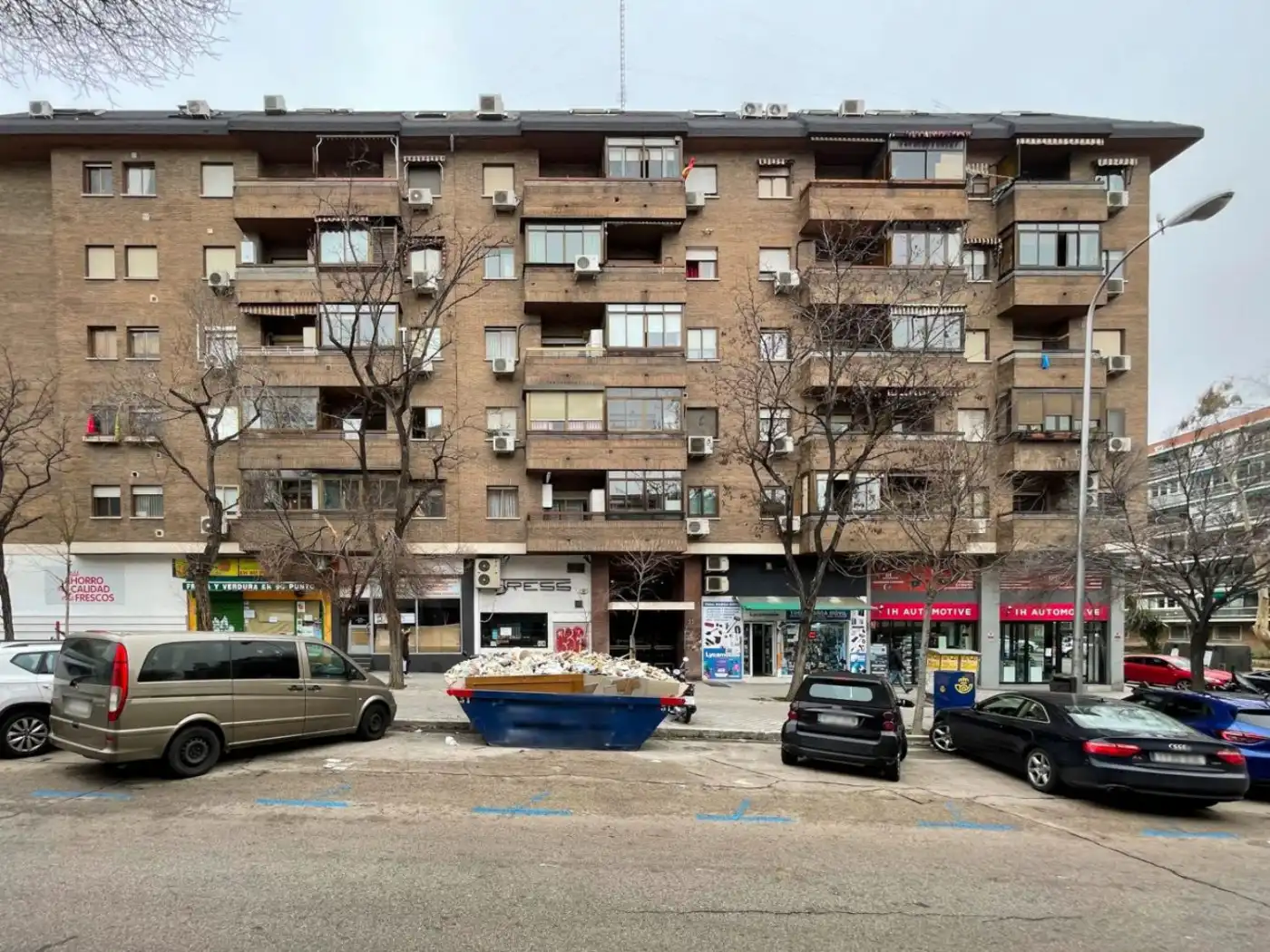 Vista exterior de Piso en venta en Madrid con Calefacción y Terraza