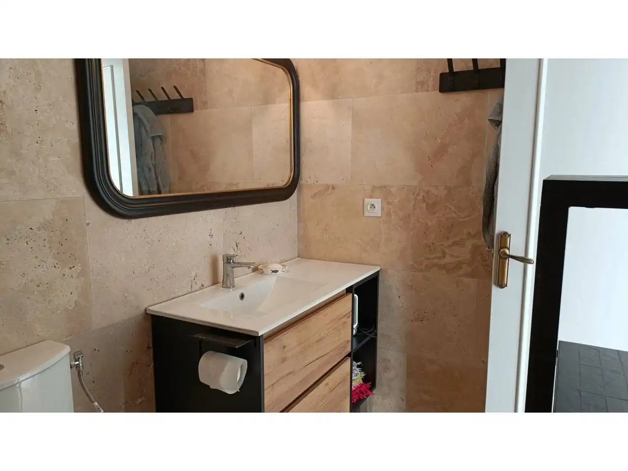 Baño de Piso en venta en L'Escala con Aire acondicionado, Calefacción y Terraza