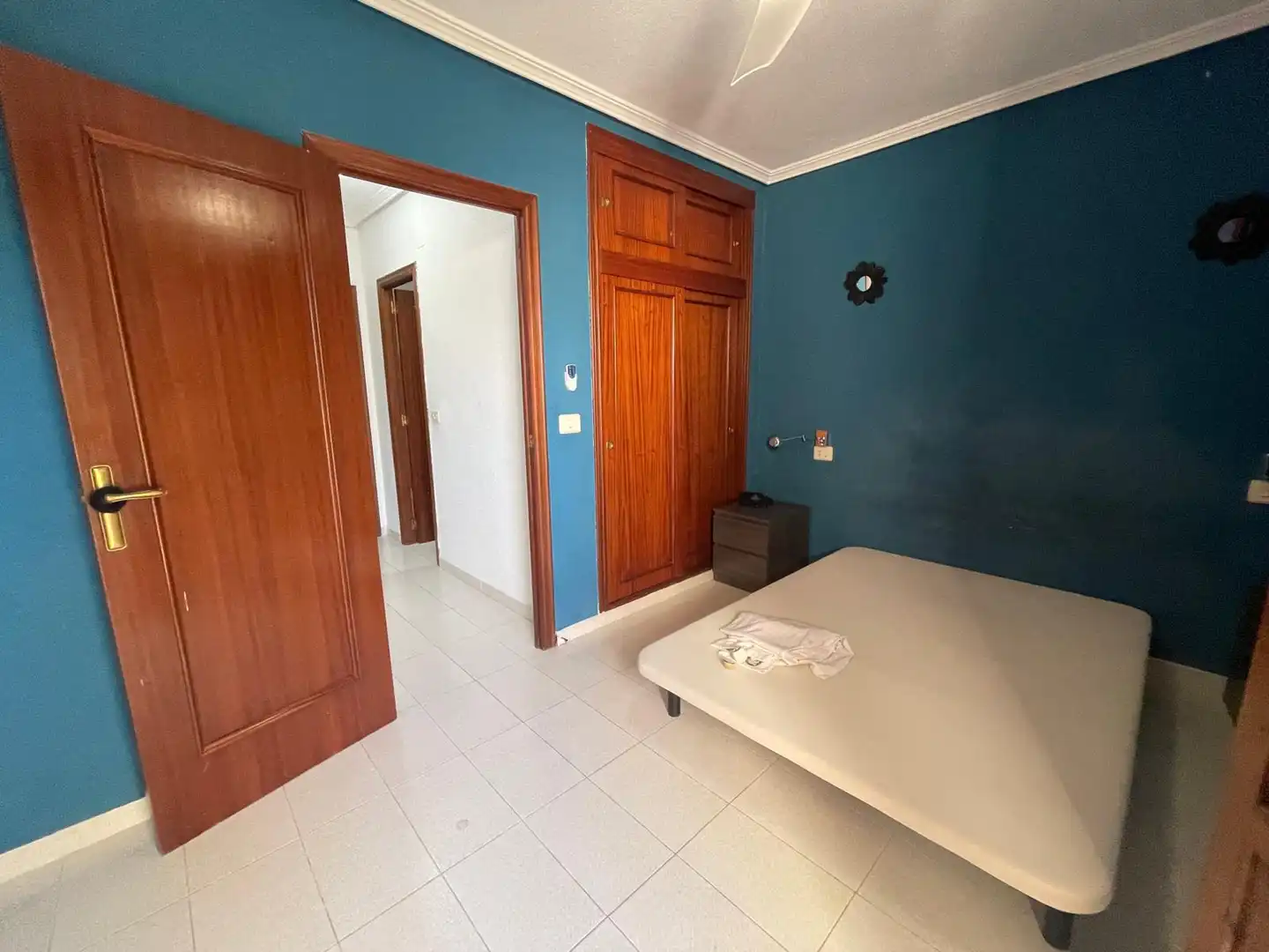 Habitación de Casa adosada en venta en San Pedro del Pinatar con Jardín privado, Amueblado y Piscina comunitaria