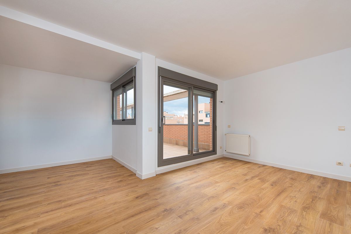 Habitación de Piso en venta en  Madrid Capital con Aire acondicionado y Piscina comunitaria