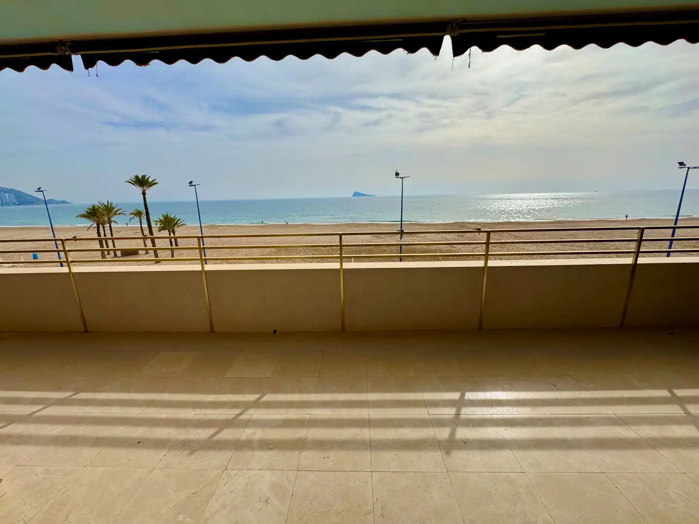 Appartement compact avec piscine à vendre à Playa de Poniente