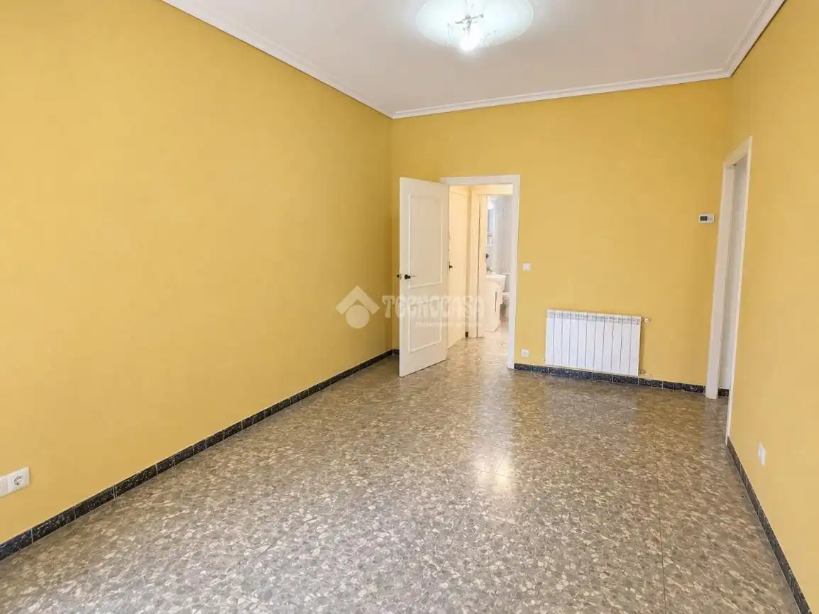 Piso en venta en Valladolid con Calefacción y Terraza