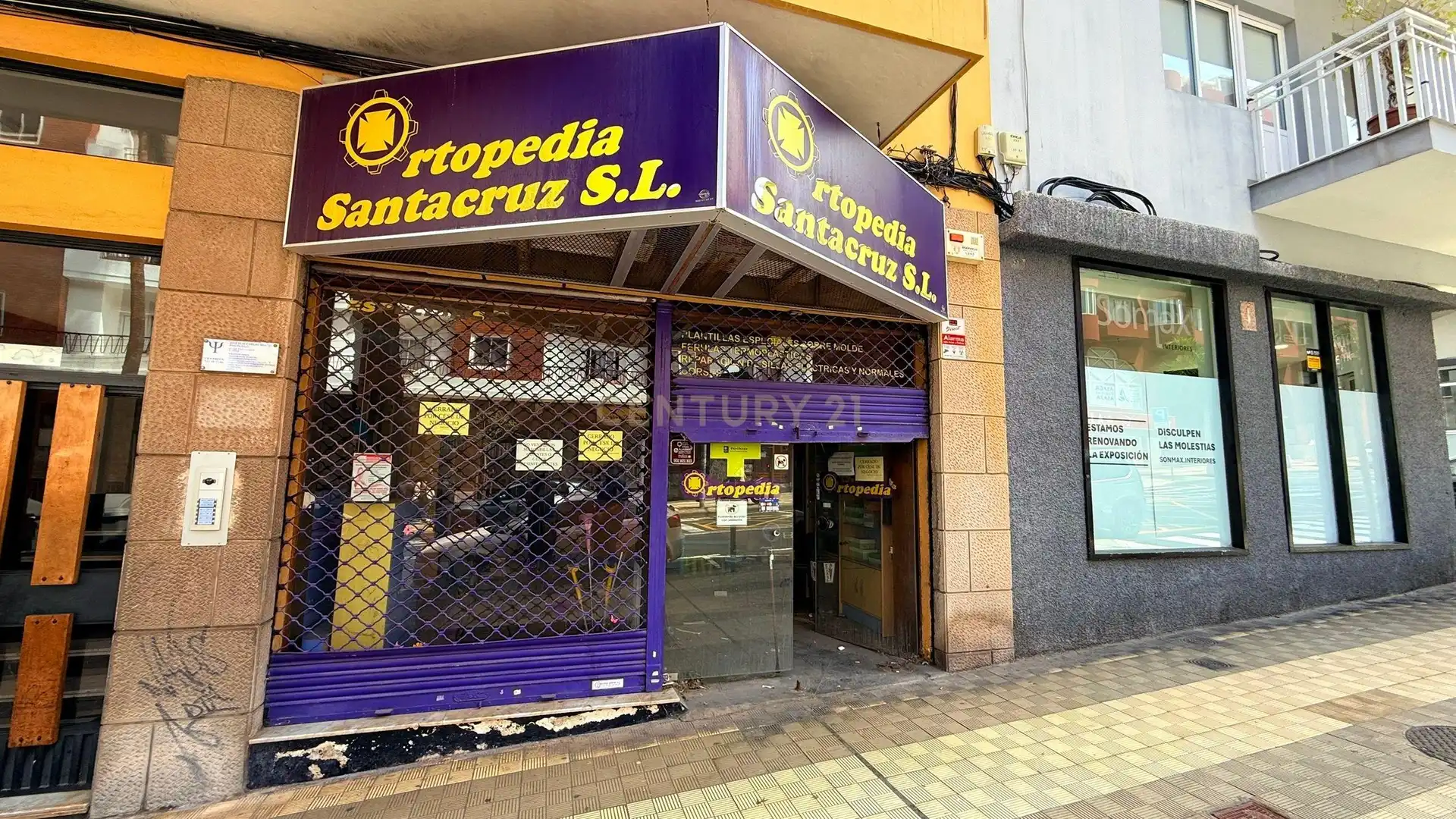 Local en venda a Calle Ramón y Cajal, Santa Cruz de Tenerife, Spain, -1, Centro