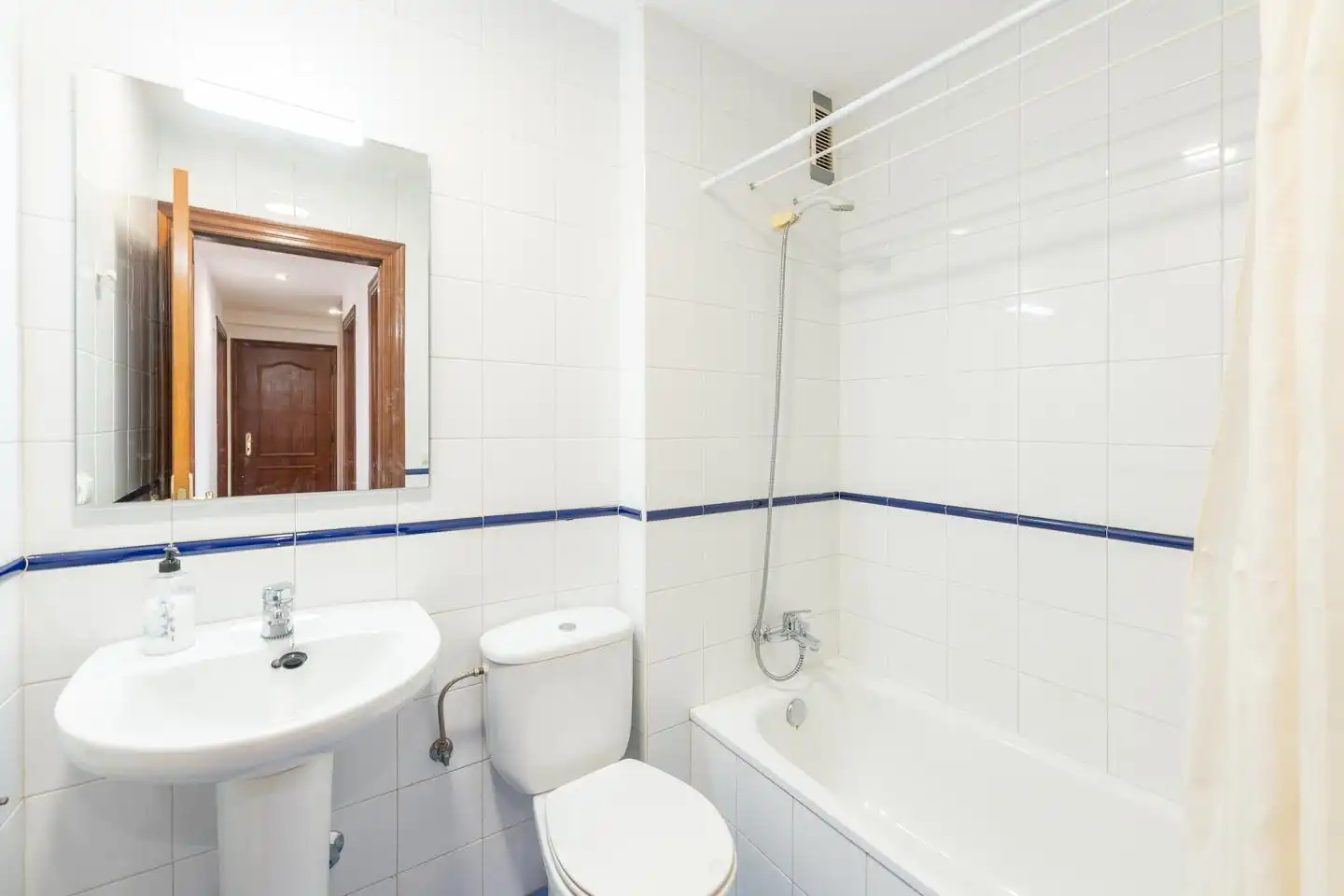 Wohnung zur Miete in Calle Fontán, Fontán