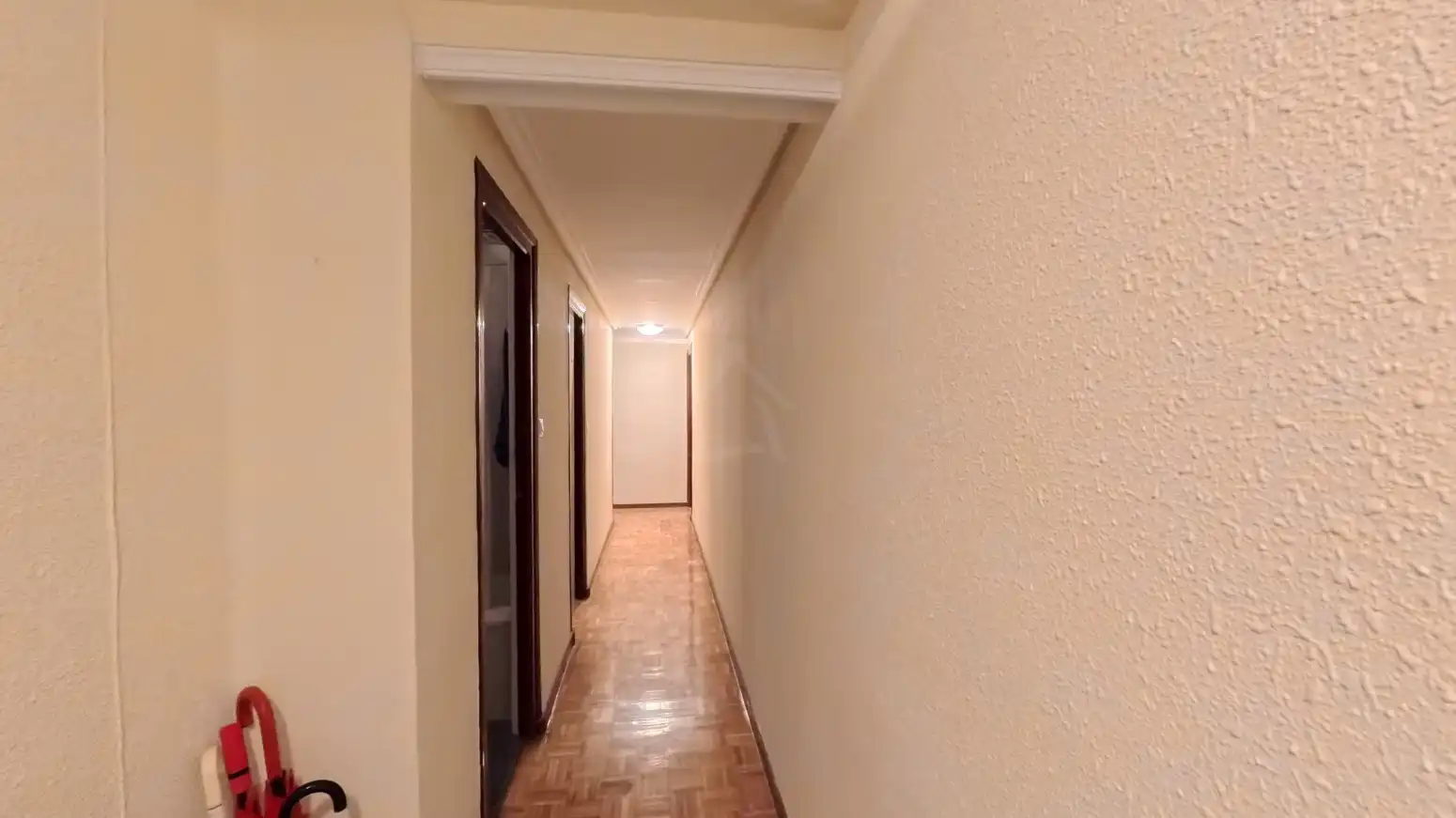 Wohnung zum Verkauf in  Logroño mit Heizung, Parkett und Terrasse