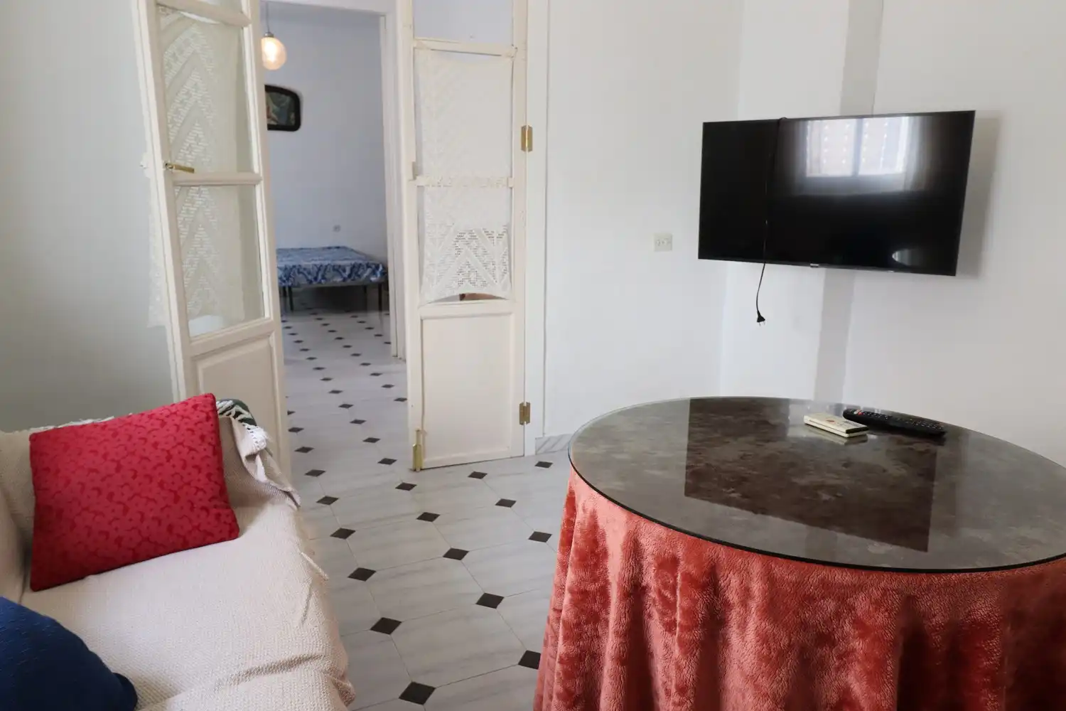 Sala d'estar de Casa o xalet en venda en Íllora amb Jardí privat i Moblat