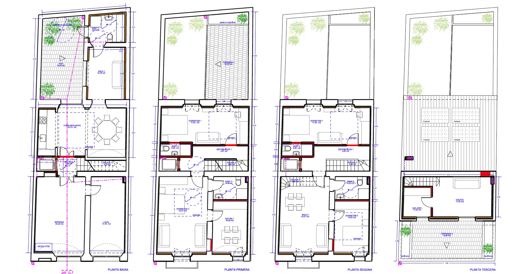 Houses for sale in Salt  with Private garden