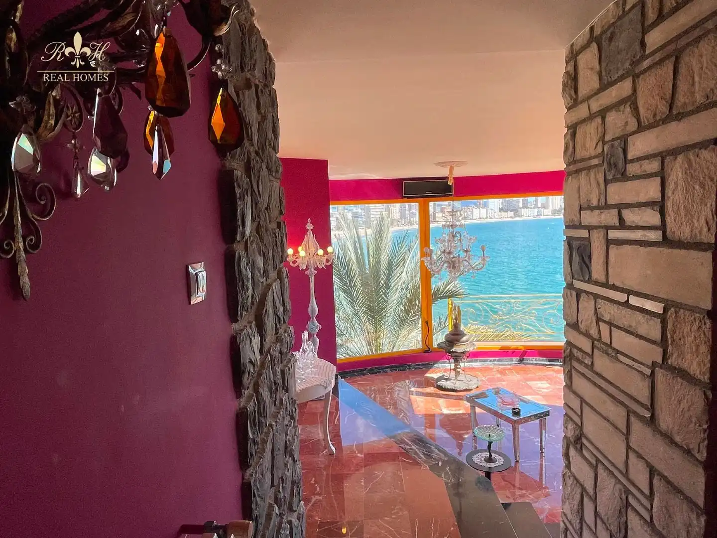 Houses for sale in Benidorm  with Air Conditioner and Terrace