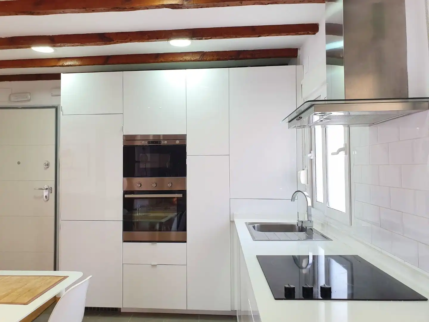 Cocina de Ático de alquiler en Madrid con Aire acondicionado, Calefacción y Terraza