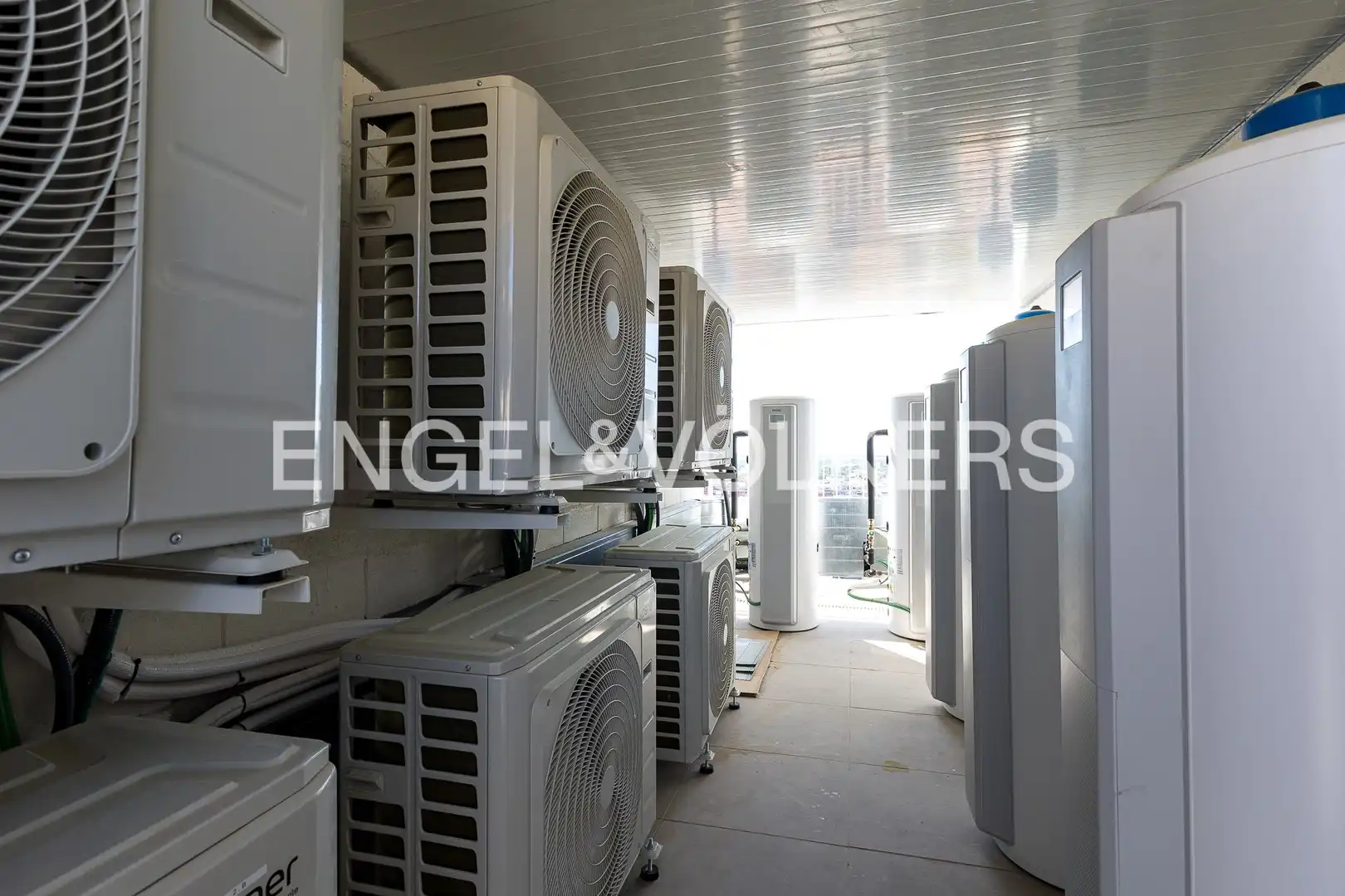 Exterior view of Flat for sale in Castelldefels  with Air Conditioner, Heating and Parquet flooring