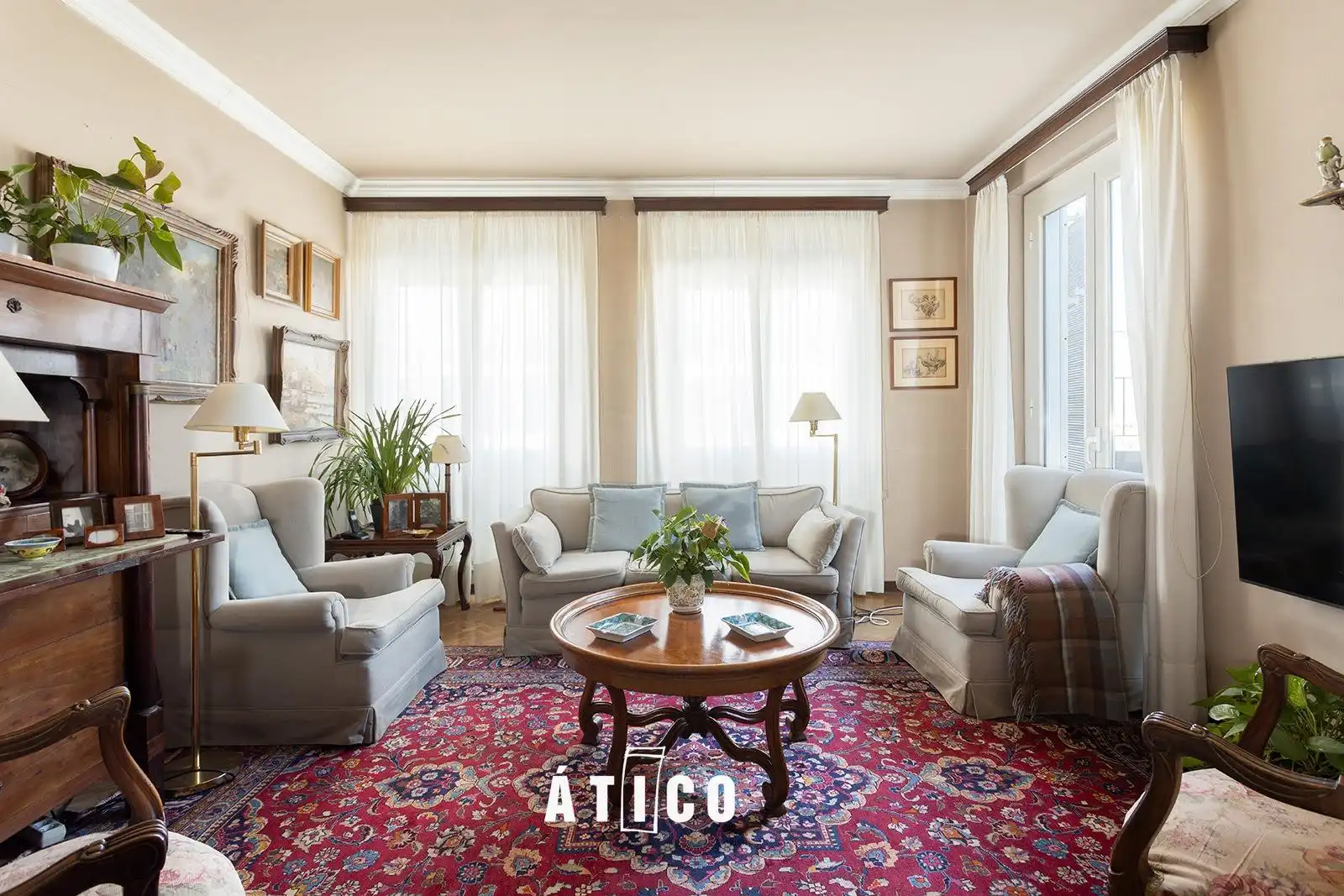 Sala d'estar de Àtic en venda en Barcelona amb Parquet, Terrassa i Traster