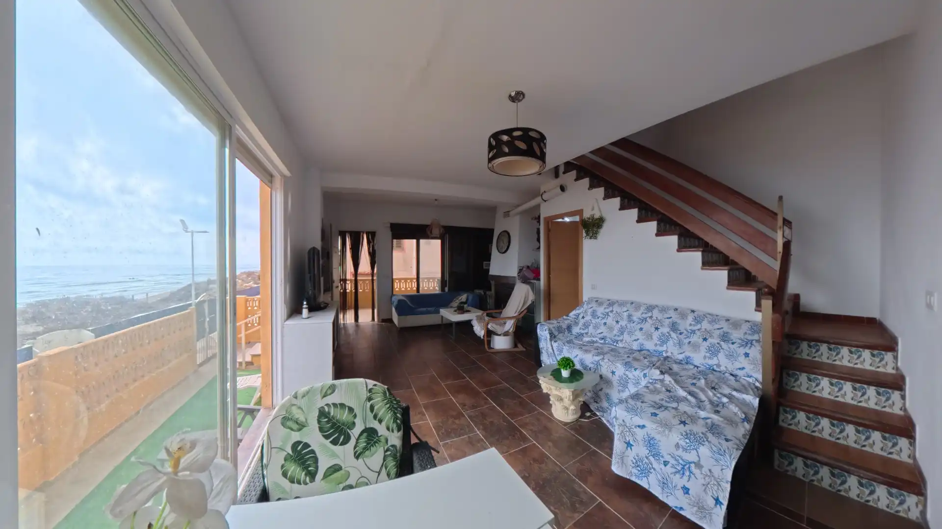 Sala de estar de Casa adosada en venta en Sueca con Aire acondicionado, Calefacción y Terraza