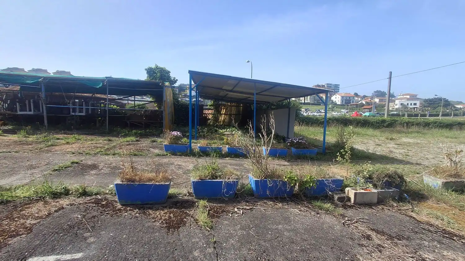 Local en venta en Castrillón